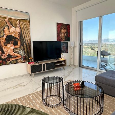 Luxury City Penthouse-Panoramic View-Near Unic Nicosia Buitenkant foto